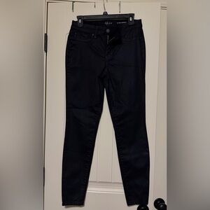 Style & Co. Women’s Black Skinny Pants
